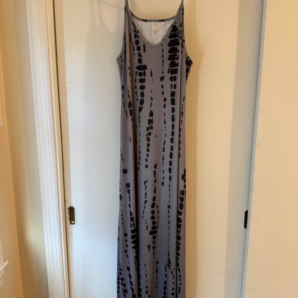 SHEIN Gray and Black Patterned Maxi Dress